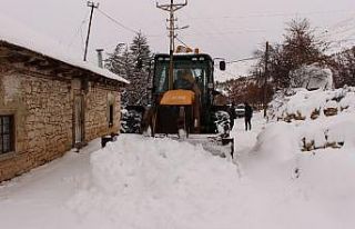 Büyükşehir Belediyesi’nin kar nöbeti devam ediyor