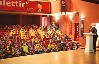 Büyükşehir yol güvenliği eğitimi verdi
