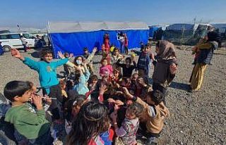 Çadırların arasından çocuk kahkahaları yükseldi