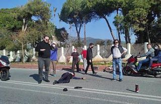 Çarptığı bisikletliyi bırakıp kaçtı