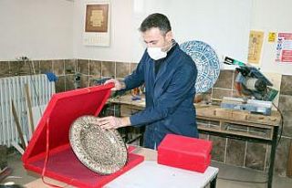 Cezaevinde tahsil yaptı, sanat öğrendi, şimdi...