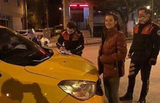 Cezayı yedi, kahkahayı bastı