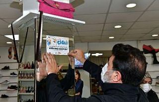 ’Çiğli İş Rehberim’ esnaf ile vatandaşı...