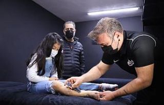 Çöken binanın enkazından kurtarılan 7 yaşındaki...