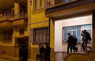 Denizli’de fuhuş yaptıkları belirlenen 9 kişiye...