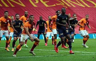 Derbide hedef ilk gol