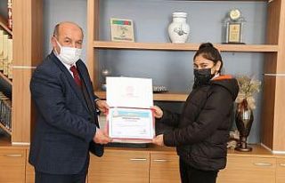 Dereceye giren öğrenciye “Teşekkür belgesi”