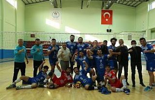Develi Belediyespor, Ürgüpspor önünde