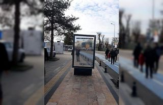 Dikkat çeken billboardlar sokaklara yerleştirildi