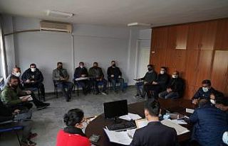 Diyarbakır Büyükşehir Belediyesi esnafa desteğini...