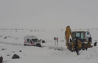 Diyarbakır Büyükşehir Belediyesi, karla mücadele...