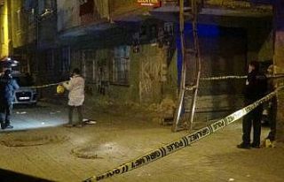 Diyarbakır’da bir kişi başından silahla vurulmuş...