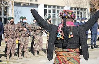 Efeler’den Afrin’e hijyen ve temizlik malzemesi...