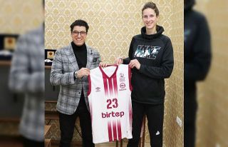 Elazığ İl Özel İdare, Kristine Vitola’yı transfer...