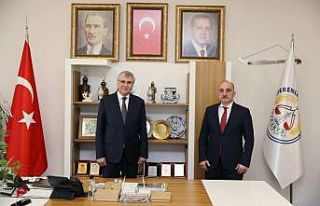 Erenler’de asfalt çalışmaları 25 milyona ulaştı