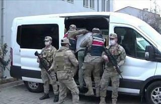 Eşini öldürüp çocuklarını yaraladıktan sonra...