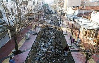 Esnaf istedi cadde genişletme çalışması başladı