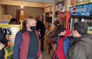 Esnafın borç defterini kayyum başkan kapadı