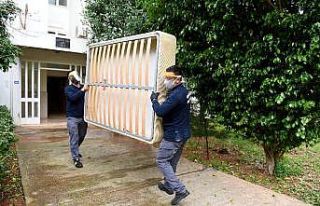 Eşya yardımında dayanışma büyüyor