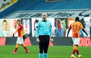 Fenerbahçe - Galatasaray derbisi Cüneyt Çakır’ın!