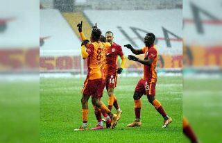 Galatasaray evindeki yenilmezliğini 9’a çıkardı