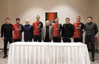 Gaziantep FK, 4 futbolcu ile sözleşme imzaladı