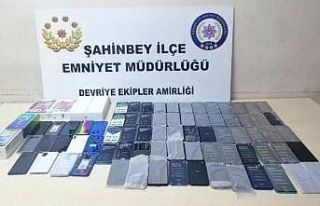 Gaziantep’te gümrük kaçağı 73 adet cep telefonu...