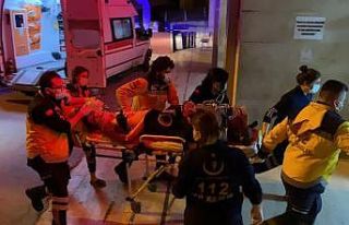 Genç kız 8’inci kattan kendini boşluğa bıraktı