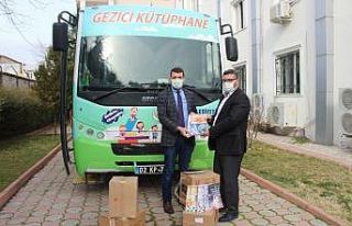 Gezici Kütüphaneye kitap desteği