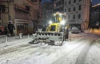 Giresun’da karla mücadele aralıksız sürdürülüyor