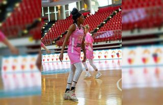 Glory Bassey Johnson pota altında etkili oldu