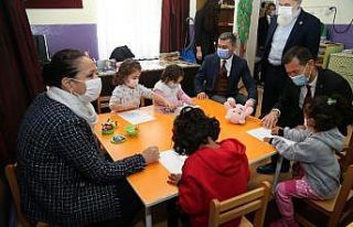 Gölbaşı Belediye Başkanı Şimşek’ten miniklere...