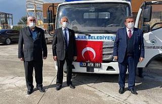 Gülnar’dan Mehmetçiğe gıda ve bere desteği