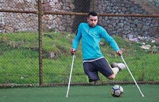 Gündüz çiçekçi, akşam süper lig sporcusu