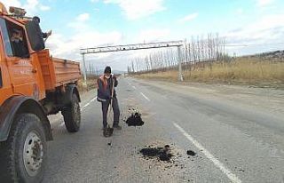 Hisarcık’ta asfalt yama çalışması