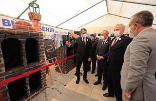 Hocalı’da yaşanan acılar fotoğraflara yansıdı