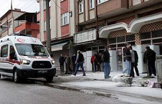 İkinci el dükkanında korkutan yangın: 1 yaralı
