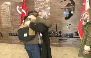 İkna yoluyla teslim olan terörist, ailesiyle buluşturuldu