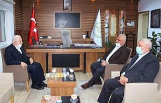 İlahiyatçı Prof. Dr. Cevat Akşit, İl Müftü...