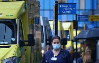 İngiltere’de son 24 saatte 15 bin 845 vaka