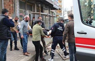 İskeleden düşen işçi yaralandı