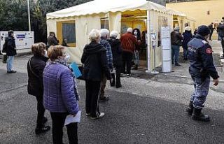 İtalya’da son 24 saatte Covid-19’a bağlı 336...