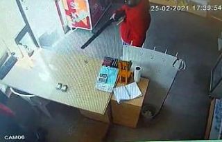 İzmir’de benzin istasyonundaki pompalı tüfekli...