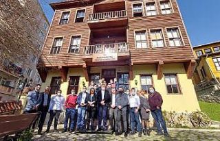 İzmit’in kültür ve sosyal işleri tarihi binada...