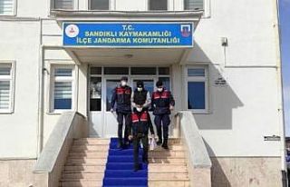 JASAT müşteri gibi girdiği dükkanda 13 ayrı suçtan...