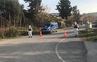 Kadınlar ekmek yaparken korona virüsü yaydı, mahalle...