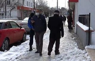 Kaldırımlar buz pisti
