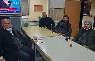 Kar nedeniyle yolda mahsur kalan 7 kişi kurtarıldı