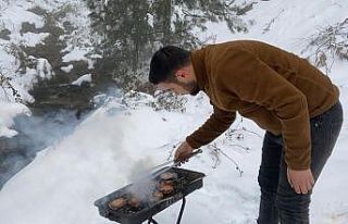 Kar üstünde yeni moda: Balıkesir kokoreci