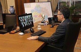 "Karamsarlığa ve ümitsizliğe kapılmayan"